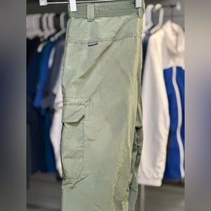 Military green COLUMBIA CARGOS